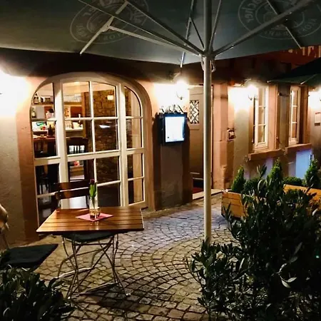 Adler 1604 Boutique Mit Restaurant Im Schwarzwald * Schiltach